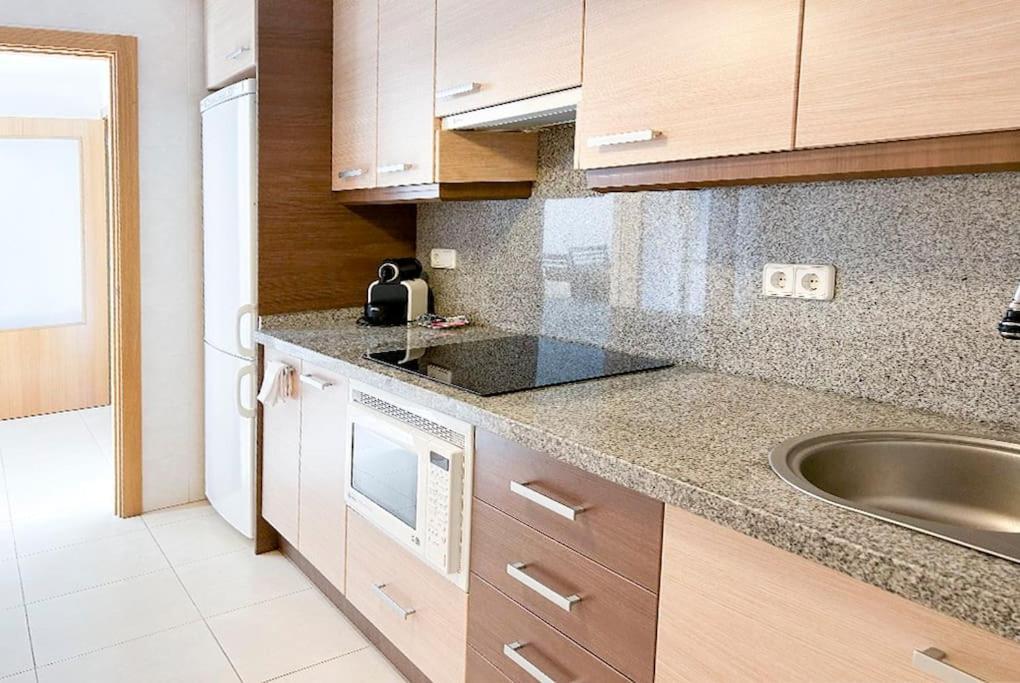 Piso Bajo 3 Habitaciones 2 Banos Y Gran Terraza เดเนีย ภายนอก รูปภาพ